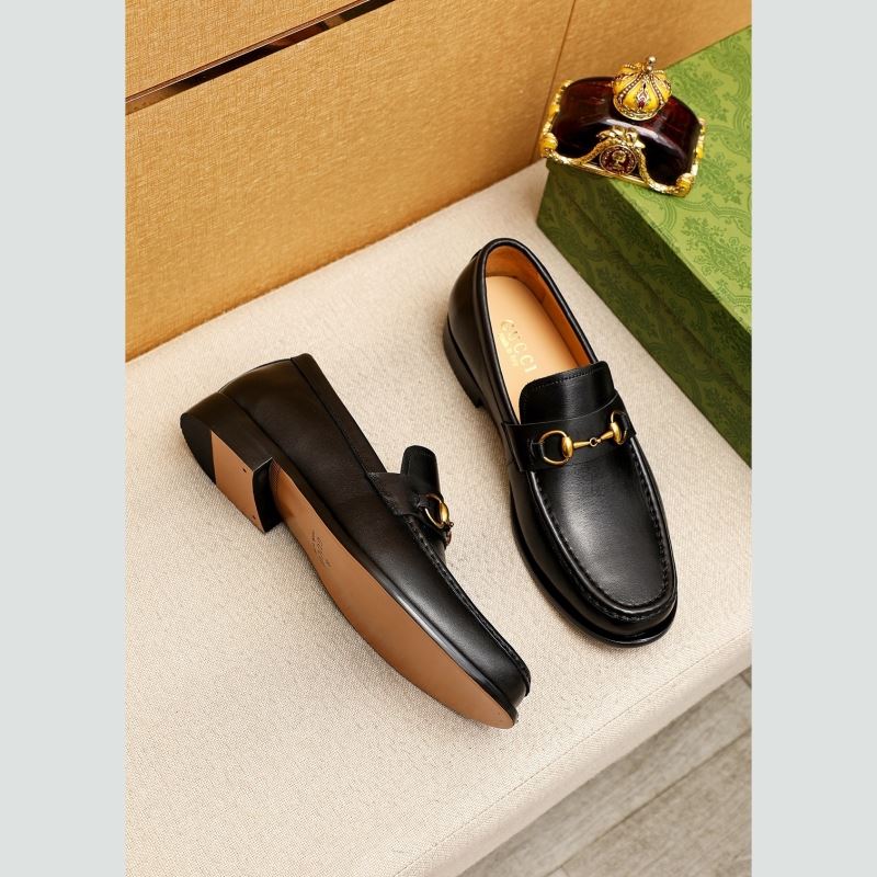 G*u*i leather shoes